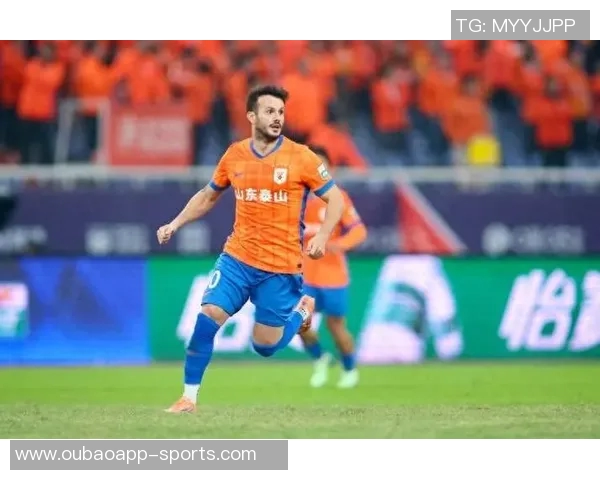 瓦科荣膺中超赛季最佳球员泰山队续约前景乐观