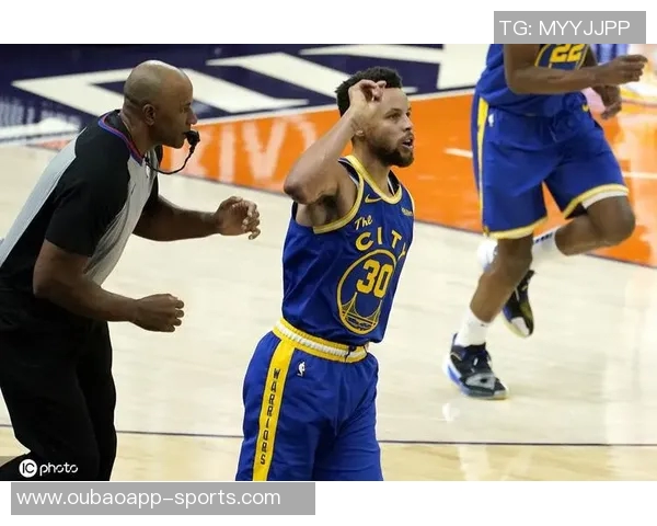 三球半场表现惨淡仅得5分正负值低至21引发热议